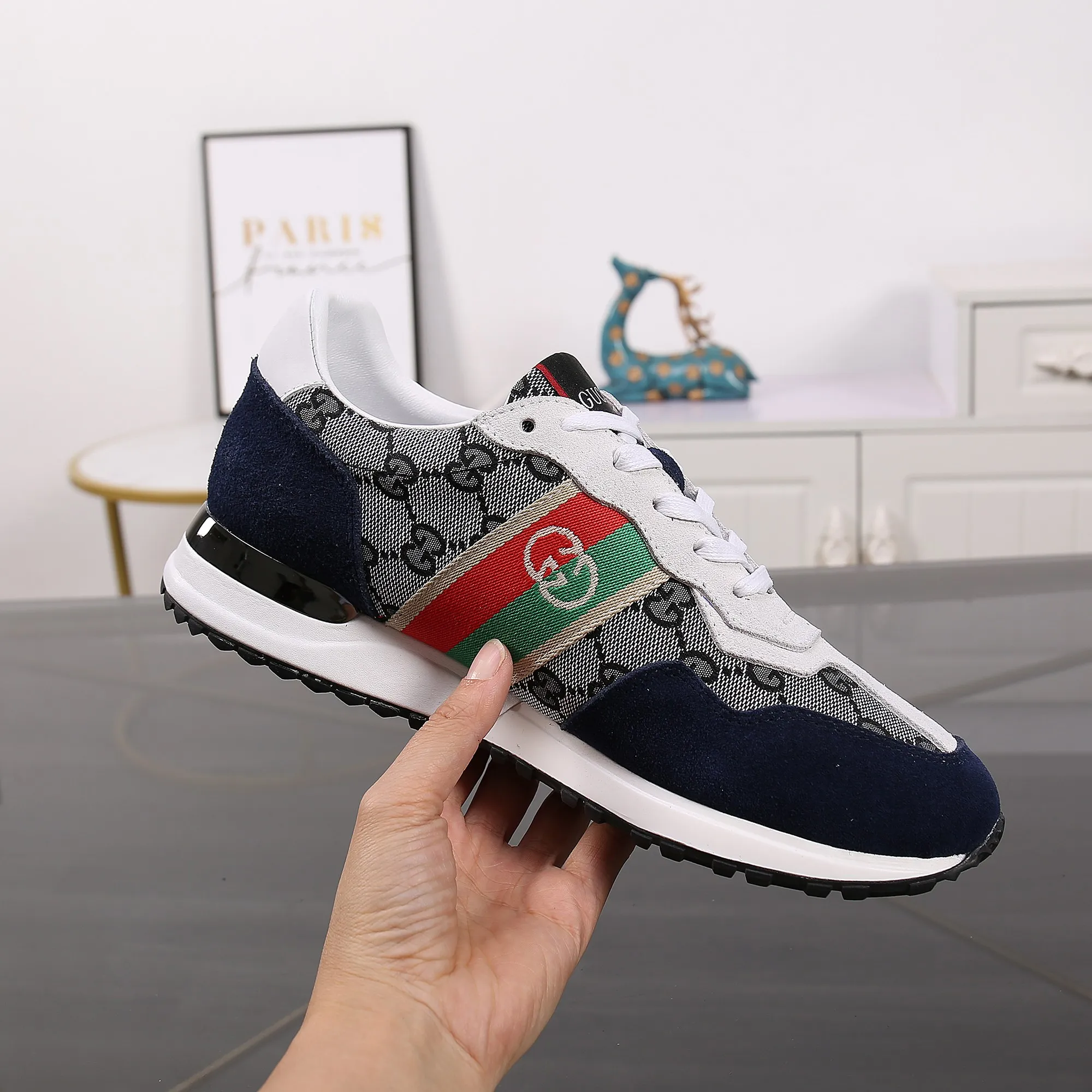 Factory price: 400💰New model is here again! [Gucci Sports Men's Shoes] Gucci fashionable casual men's shoes🇨🇳Original 1:1 mold, new model debuts first💯Not high-profile but avant-garde, simple, low-key and fashionable, super versatile style🌿Made of original cowhide➕Sheepskin lining🎋The version is comfortable on the feet, first-class workmanship🍍Number: 38-44, customized 45
